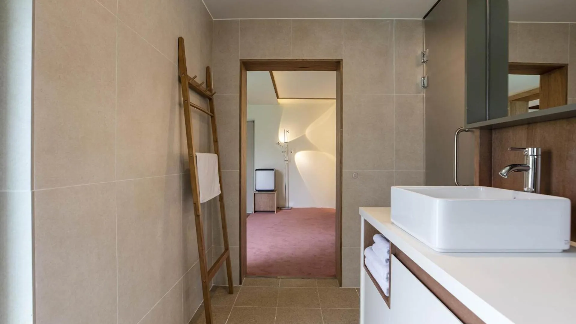 Ado Hotel Seoul