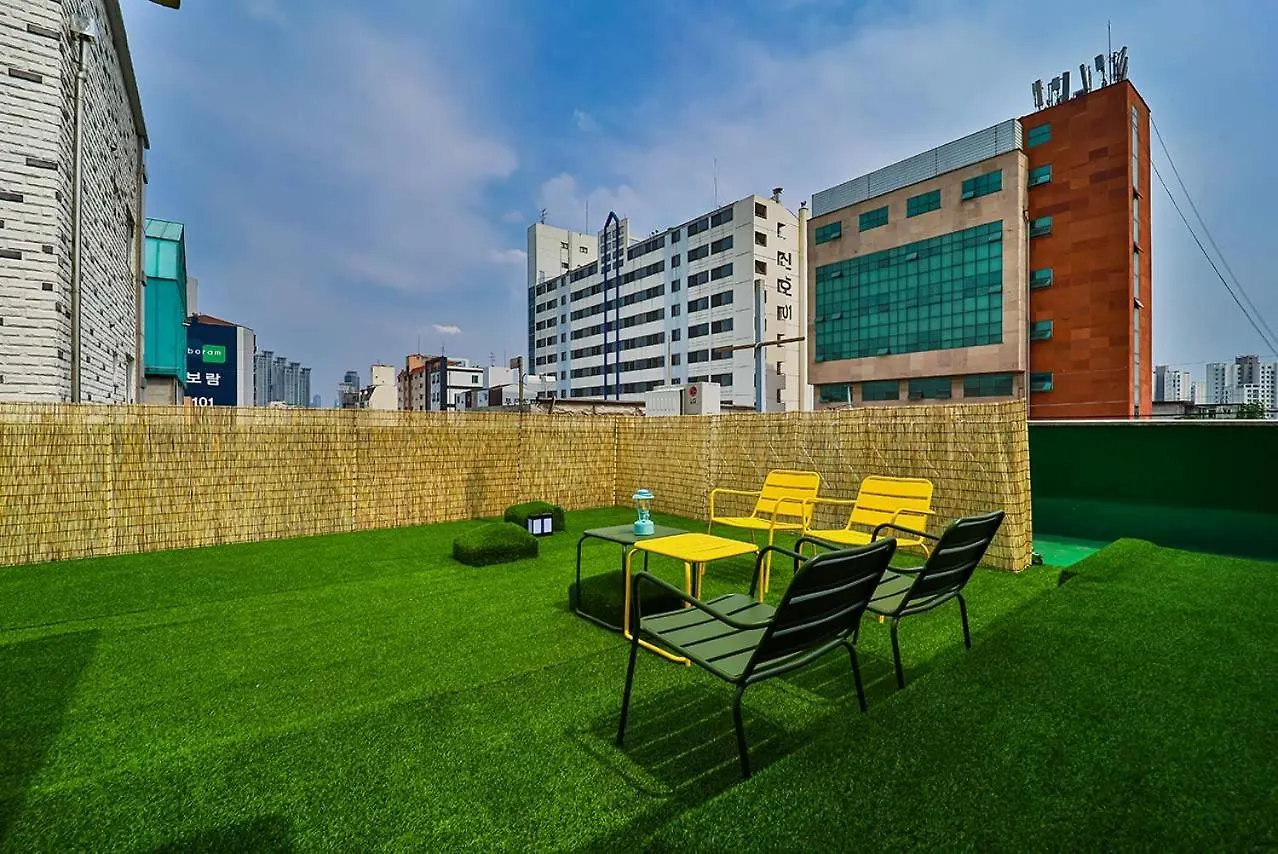 Ado Hotel Seoul